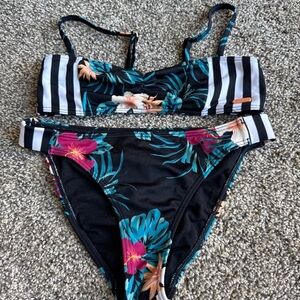 Roxy Tropical Floral Bikini Set size 10 girls